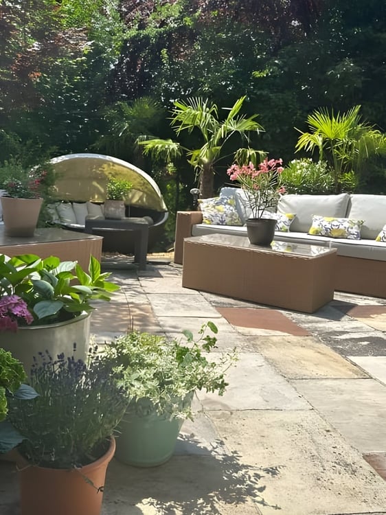 Stunning 2-Room Villa with stunning views near Zurich 4