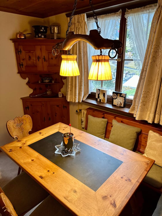 Charmantes 1-Zimmer-Chalet in ruhiger Lage von Klosters-Serneus 7