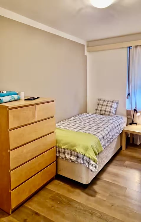 2.2 - Furnished room with garden view 2