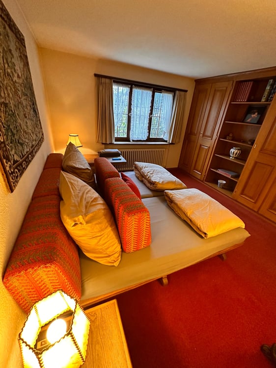 Charmantes 6-Zimmer-Chalet in ruhiger Lage von Klosters-Serneus 16