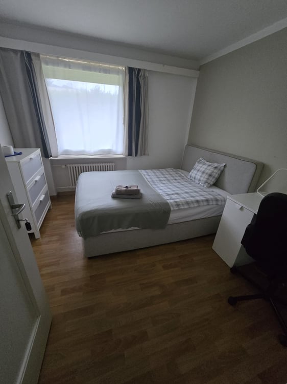 1.2 Furnished single room with cleaning, Wi-Fi and access to Garden 1