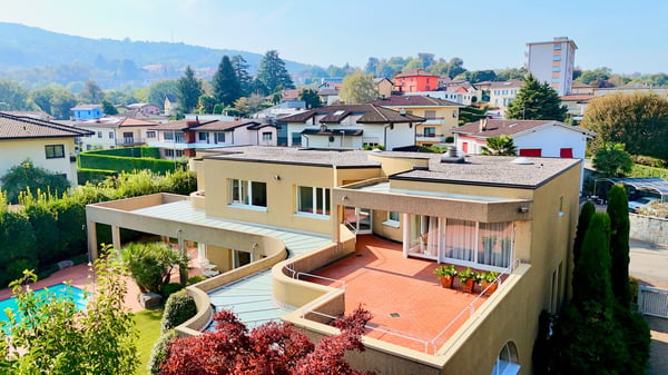 Villa Esclusiva d'Autore: ideale per Rappresentanza o Famiglie 2