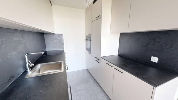 Frisch sanierte 3.5-Zi.-Wohnung mit Balkon in Ostermundigen 11