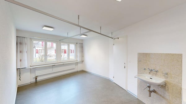 Helle Praxis-/Bürofläche 165 m² mit Parkplätzen in Wünnewil 10