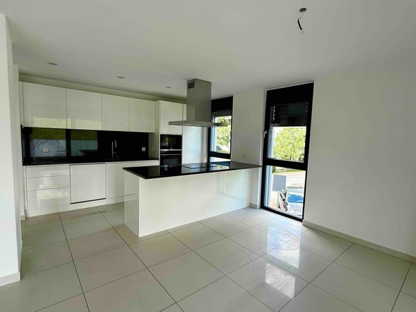 4.5-Zimmer-Wohnung mit 20 m² Sonnenbalkon 5