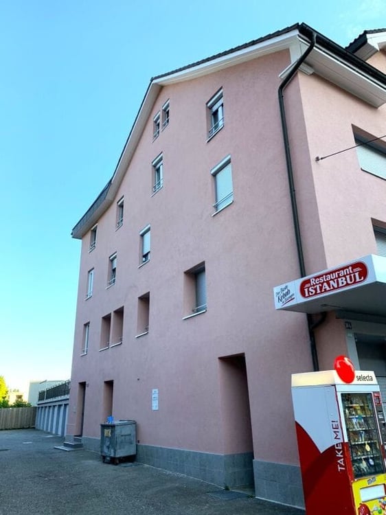 MFH mit 10 Whg + Gewerbe, totalsaniert, zentral in Biel 10