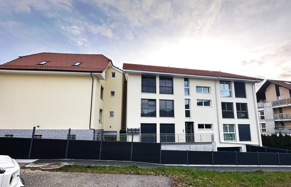 2 MFHs mit 10 Einheiten in Lengnau BE mit 4.76 % Bruttorendite 12