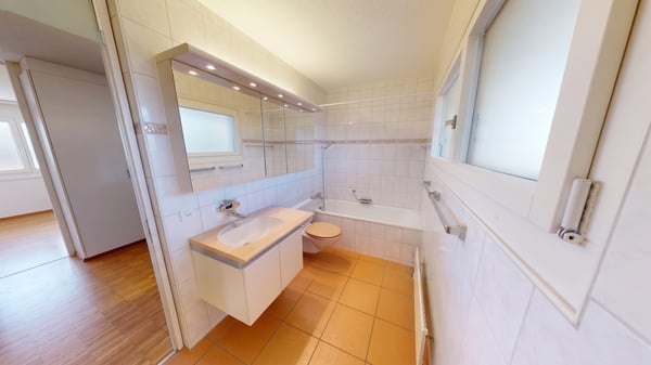 5.5-Zi-Wohnung mit 2 Balkonen, zentral in Bern-Bümpliz 8