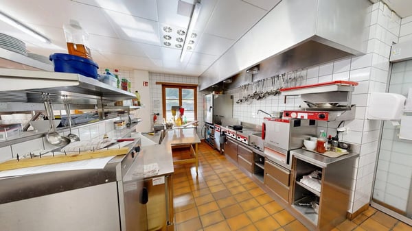 Berghaus mit Restaurant & Hotel 3