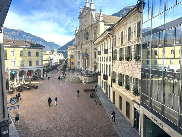 BELLINZONA â DUPLEX 1.5 LOCALI IN PIENO CENTRO 7