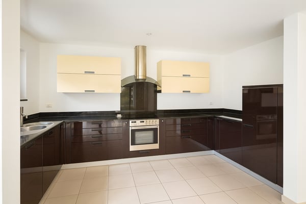 BRIONE SOPRA MINUSIO â CASA INDIPENDENTE CON PISCINA 4