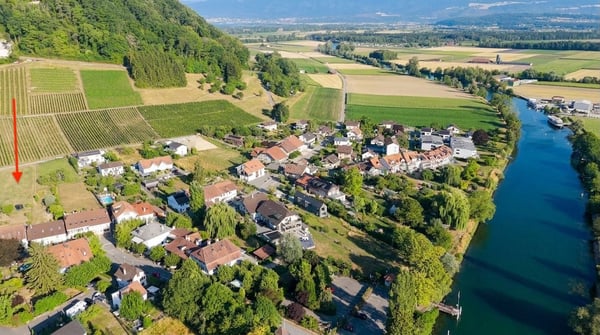Bauland-Rarität zwischen Weinbergen, See und Broye-Kanal | Rare parcelle à bâtir entre vignobles, lac et canal de la Broye 4