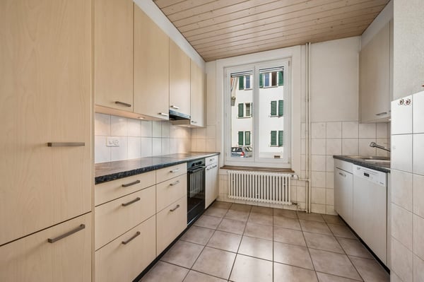 Dreifamilienhaus in Bern-Bümpliz mit Garten und seltenem Potenzial 11