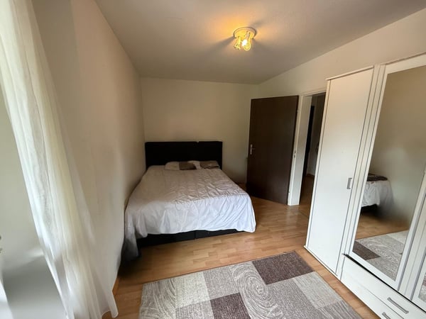 1.5-ZIMMER-WOHNUNG MIT  WINTERGARTEN &  WELLNESSANGEBOT NUR 20 M  VOM VIERWALDSTÄTTERSEE  ENTFERNT 3