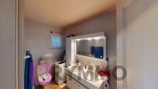 Au cœur de Rolle — Villa de 5,5 pièces avec appartement indépendant de 2 pièces et piscine 24
