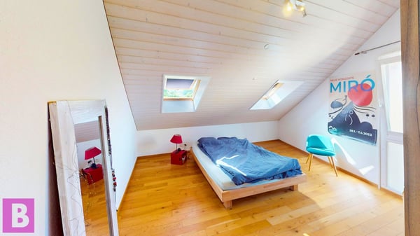Esprit maison pour ce superbe triplex familial de 4 chambres à Yens 9