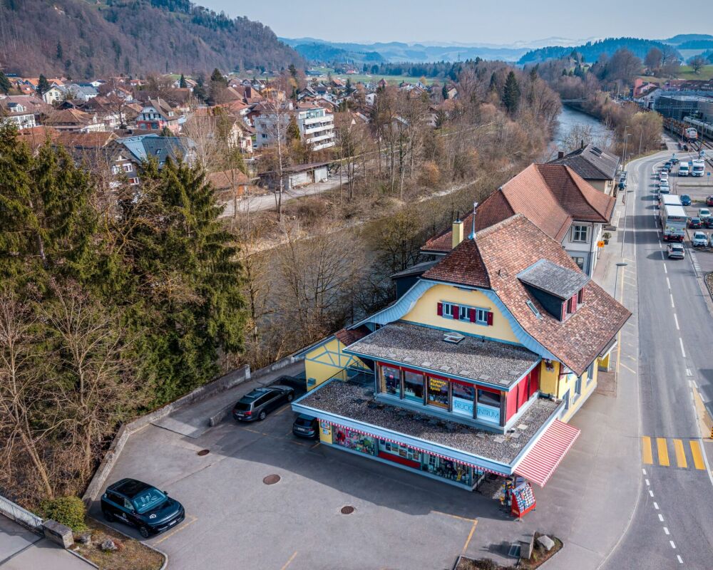 Proprietà locativa attraente nel centro del villaggio