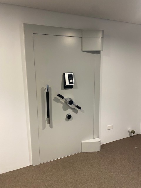 Hochsicheres Datacenter oder Tresorfläche zur Miete 1