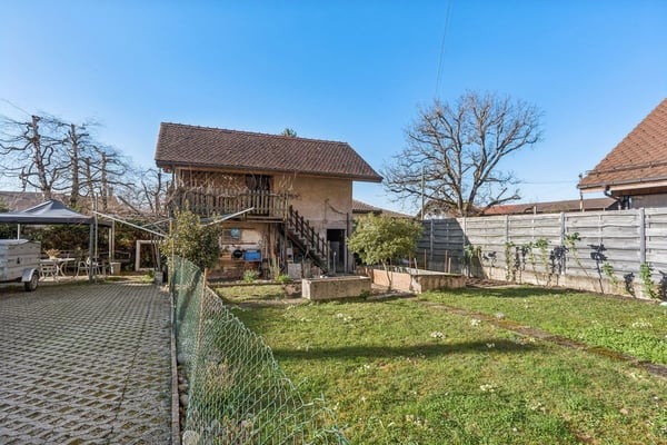 Maison avec trois appartements dans un cadre paisible à Marnand 8