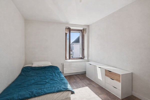 Maison avec trois appartements dans un cadre paisible à Marnand 6