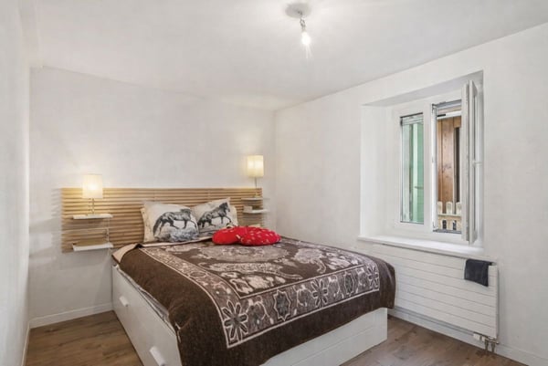 Maison avec trois appartements dans un cadre paisible à Marnand 5