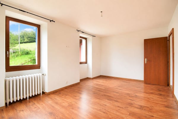 Charmant appartement de 4,5 pièces rénové au coeur du village 4