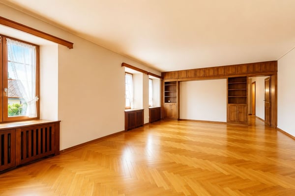 Authentique appartement de caractère coeur de Sainte-Croix 1