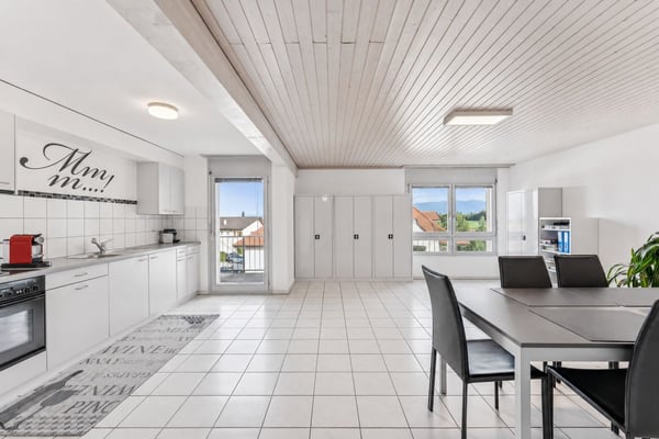 Appartement de 2 pièces avec vue sur les montagnes 1