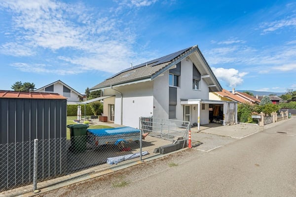 Maison individuelle avec 4 chambres à 300 mètres du lac de Neuchâtel 10