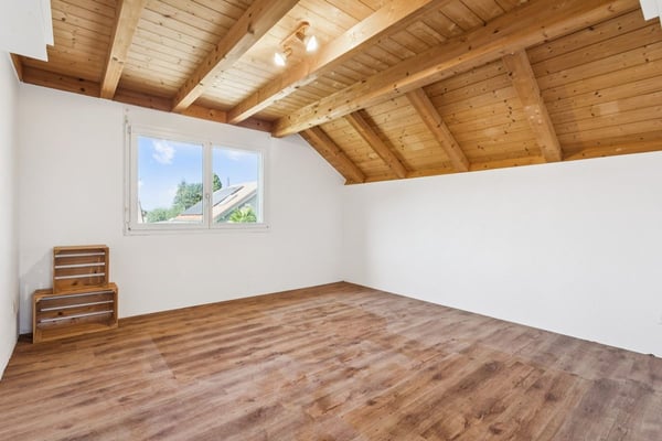 Maison individuelle avec 4 chambres à 300 mètres du lac de Neuchâtel 6