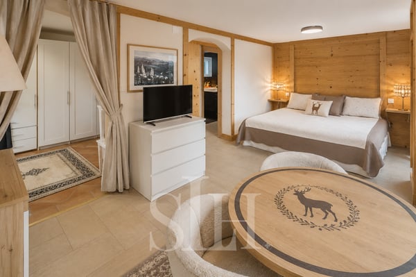 Chalet, Vue et emplacement privilégié à proximité de Crans-Montana 8