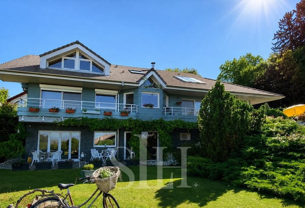 A Proximité de l'Hôtel Royal propriété vue lac et montagne 1