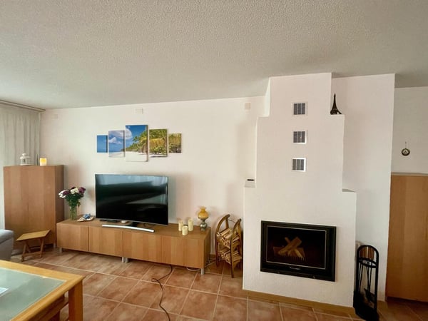 A VENDRE APPARTEMENT EN TRIPLEX DE 130M2 HAB. AU CENTRE D'ECHALLENS 2