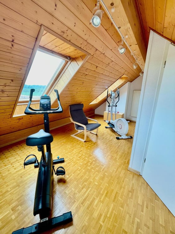 A VENDRE APPARTEMENT EN TRIPLEX DE 130M2 HAB. AU CENTRE D'ECHALLENS 13