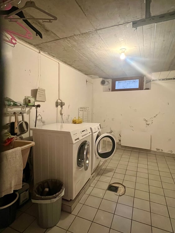 A VENDRE IMMEUBLE DE RENDEMENT SITUE AU CENTRE DU VILLAGE DE BIERE 10