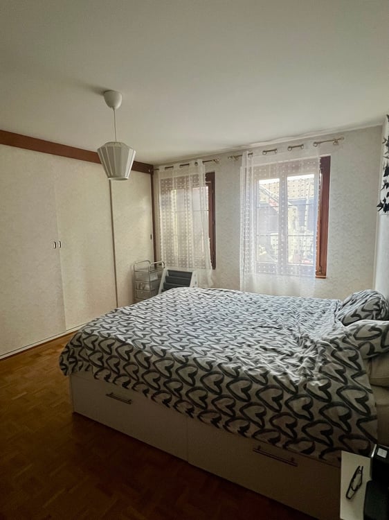A VENDRE IMMEUBLE DE RENDEMENT SITUE AU CENTRE DU VILLAGE DE BIERE 6