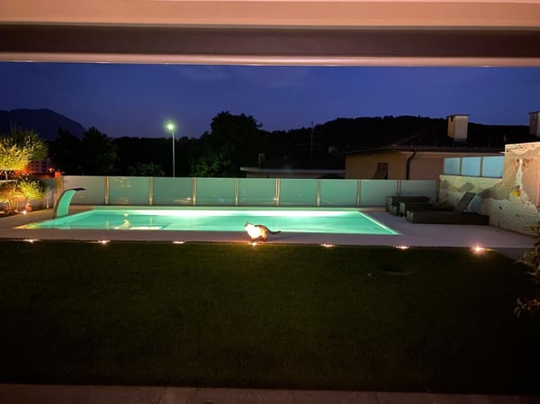Villa Moderna con Piscina e Domotica Avanzata - Unicità e Comfort a Portata di Mano 5