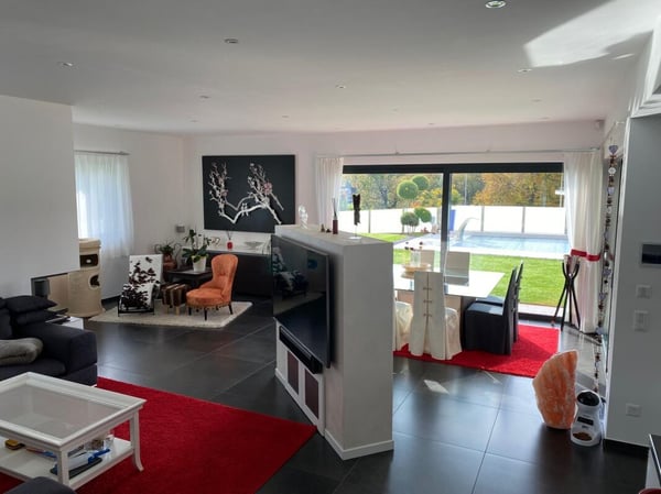 Villa Moderna con Piscina e Domotica Avanzata - Unicità e Comfort a Portata di Mano 12