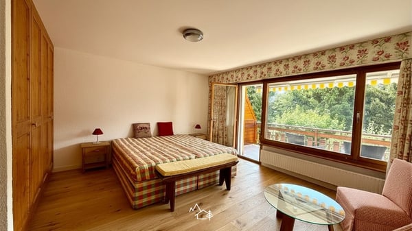 3.5 pièces de 93 m² au cœur d'un cadre exceptionnel : soleil, nature, golf, ski 11