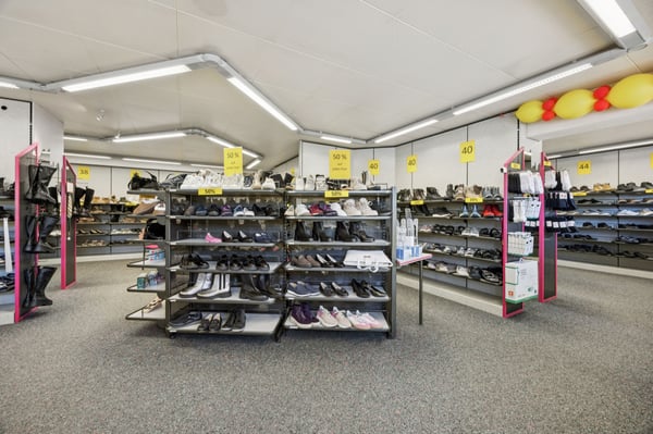 Vielseitiges Wohn- und Geschäftshaus - Oberentfelden, 2 Zimmer 2