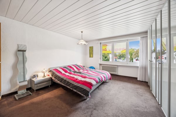 Vielseitiges Wohn- und Geschäftshaus - Oberentfelden, 2 Zimmer 10