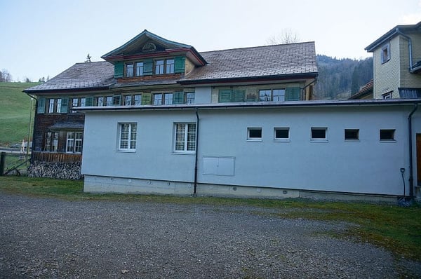 Ehemaliges Gasthaus mit Ausbaupotenzial in Nesslau kaufen 4