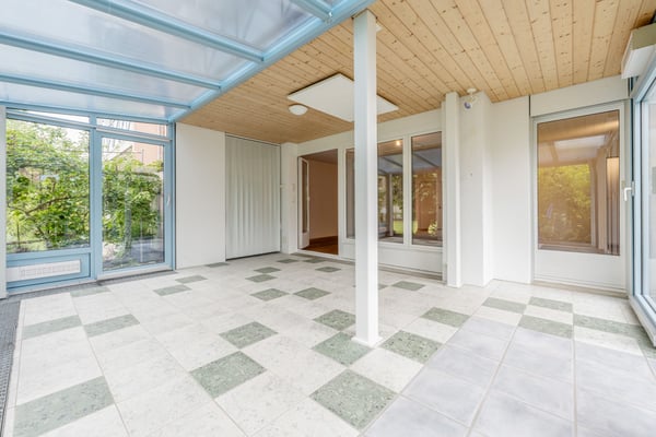 3.5-Zimmer-Gartenwohnung mit Wintergarten in Thun - sonnig & ruhig 10