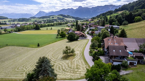 Bauparzelle 1'336 m2 mit Weitsicht in Burgistein kaufen 3