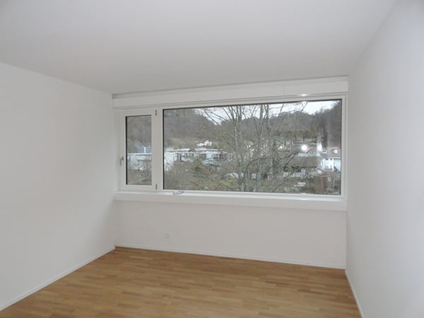 Grosszügige Wohnung in der Überbauung 