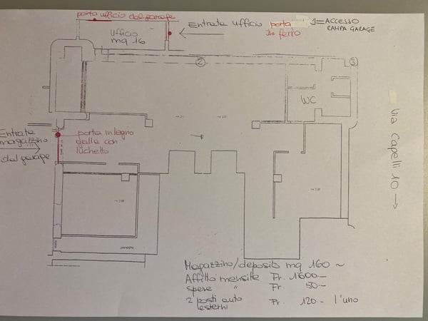 Locale commerciale ad uso magazzino con ufficio separato 1