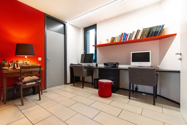 CASA MODERNA SU DUE PIANI CON GIARDINO E TERRAZZA 10