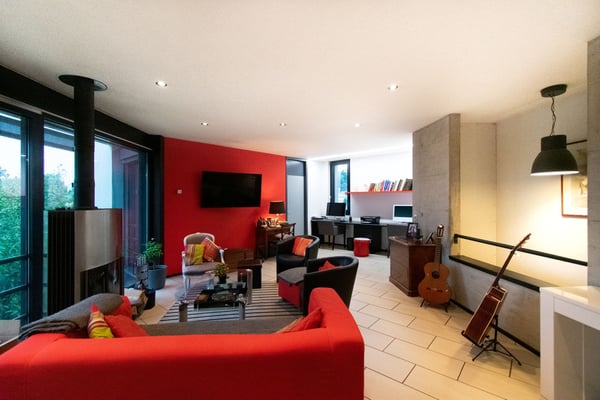 CASA MODERNA SU DUE PIANI CON GIARDINO E TERRAZZA 8