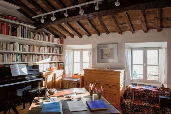 PROPRIETÀ DI CHARME CON AMPIO GIARDINO E VISTA LAGO 9