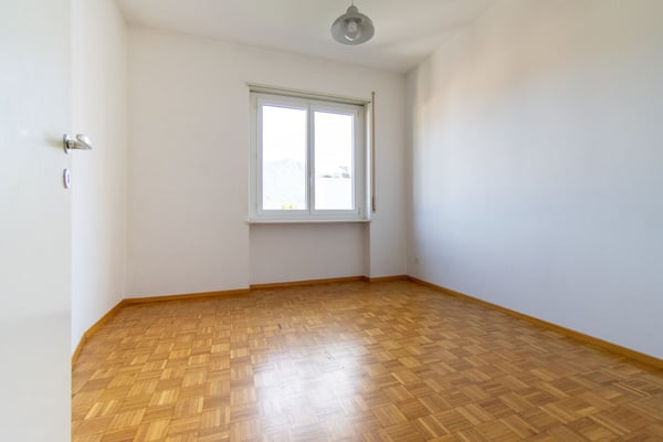 COMODO BILOCALE VICINO AL CENTRO DI LUGANO 4
